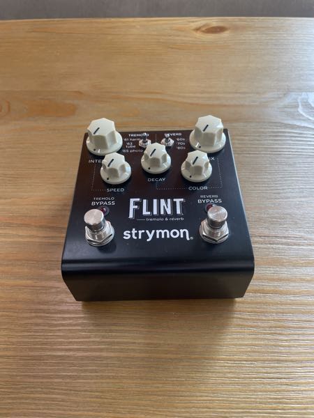 strymon FLINT トレモロ & リバーブ V1 Strymon - FLINTの極上リバーブ&トレモロサウンドをレビュー｜超